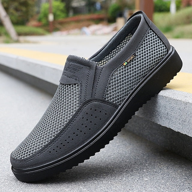 Breathable Mesh Men's Casual and White Black Slip-On