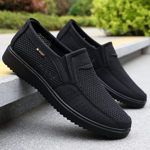 Breathable Mesh Men's Casual and White Black Slip-On