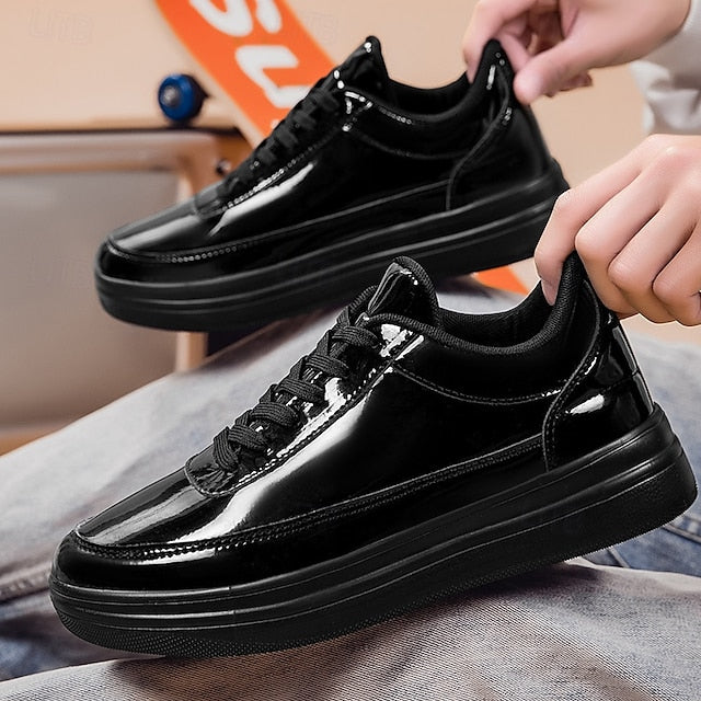 Stylish Gold Sneakers Low-Top – Men's Lace-Up Metallic