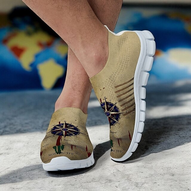 - Print Khaki Men's Compass Lightweight Flyknit Sneakers