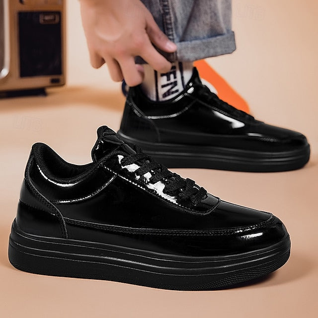 Stylish Gold Sneakers Low-Top – Men's Lace-Up Metallic